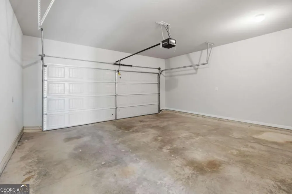 3713 Prospect Point DR Oakwood, GA 30566