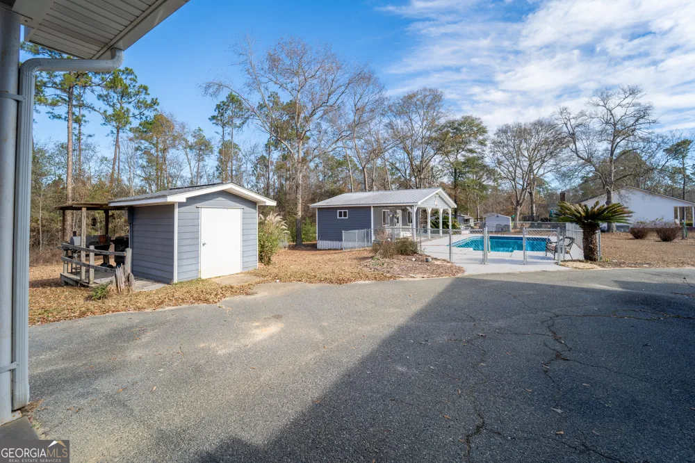 134 Patrick ST Swainsboro, GA 30401