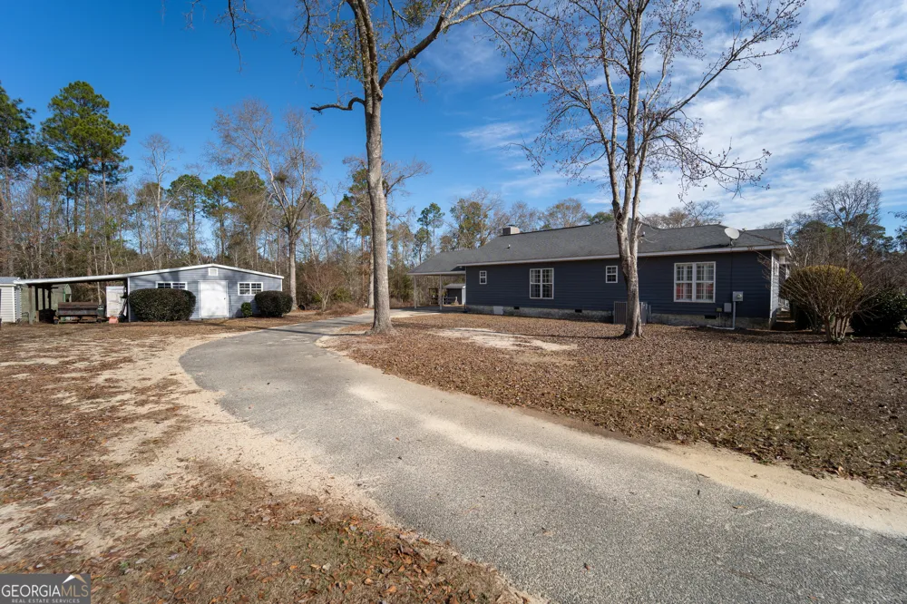 134 Patrick ST Swainsboro, GA 30401