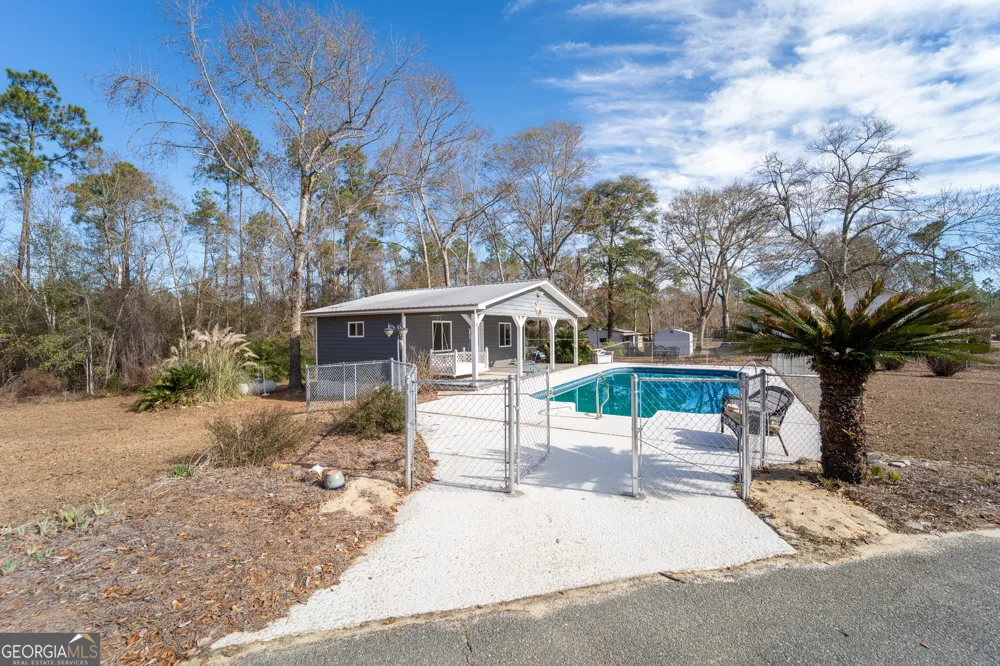 134 Patrick ST Swainsboro, GA 30401