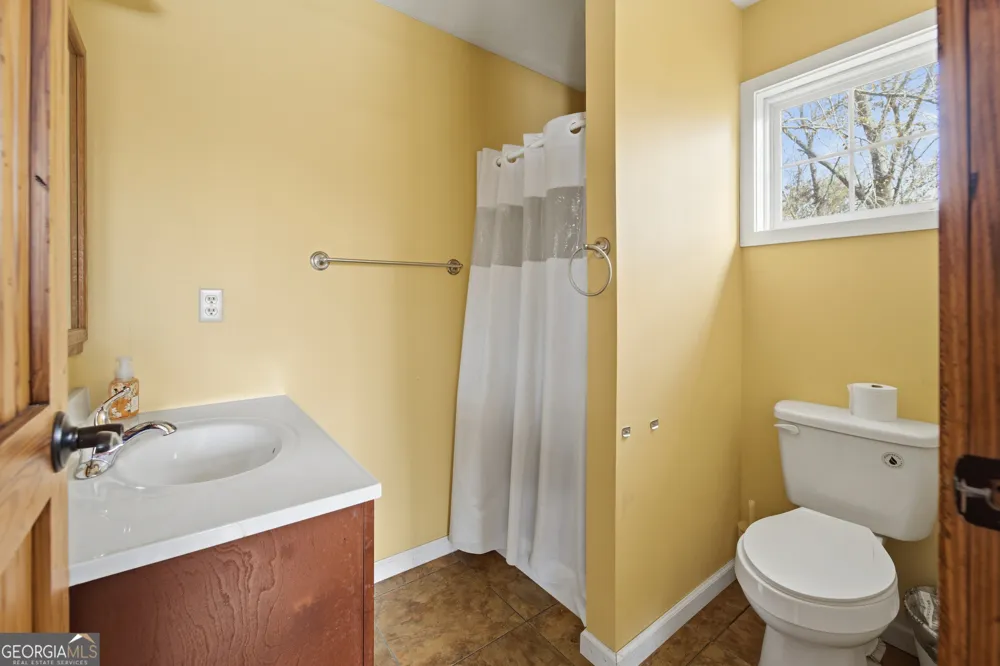 134 Patrick ST Swainsboro, GA 30401