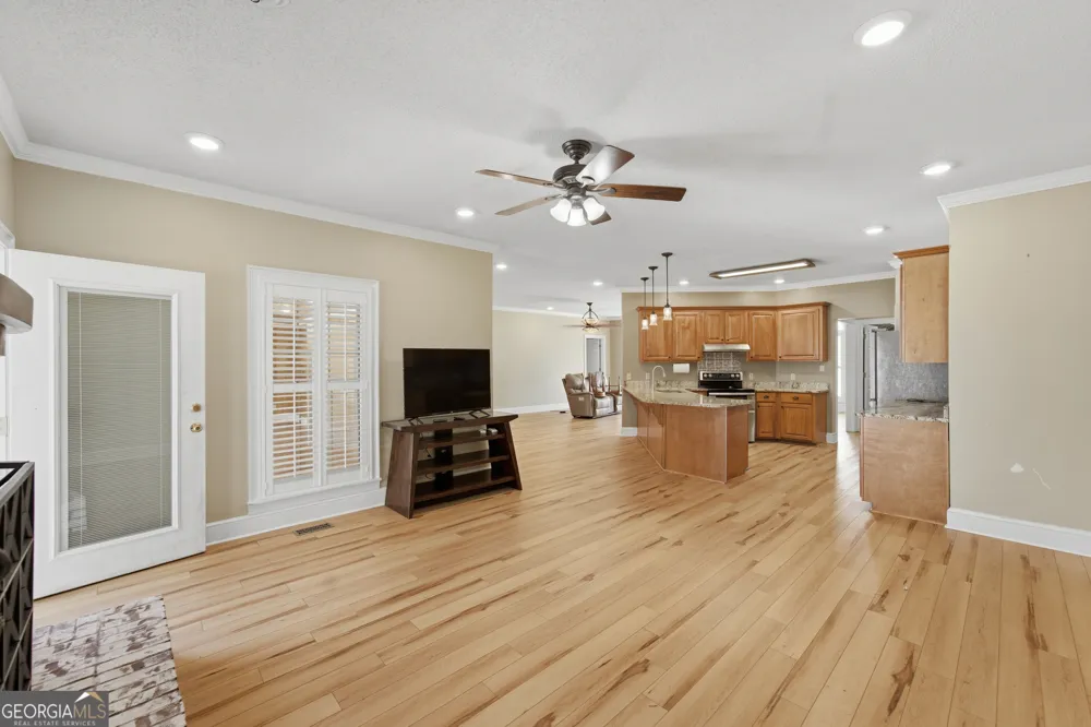 134 Patrick ST Swainsboro, GA 30401