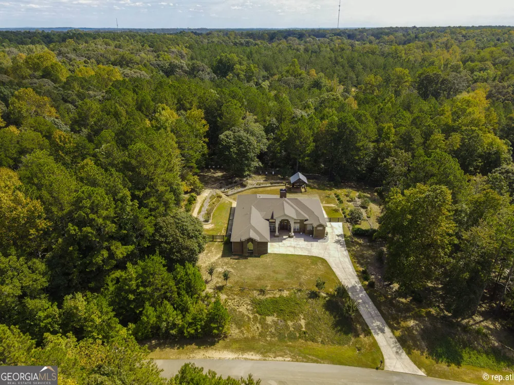 412 Trilium TRL Pendergrass, GA 30567