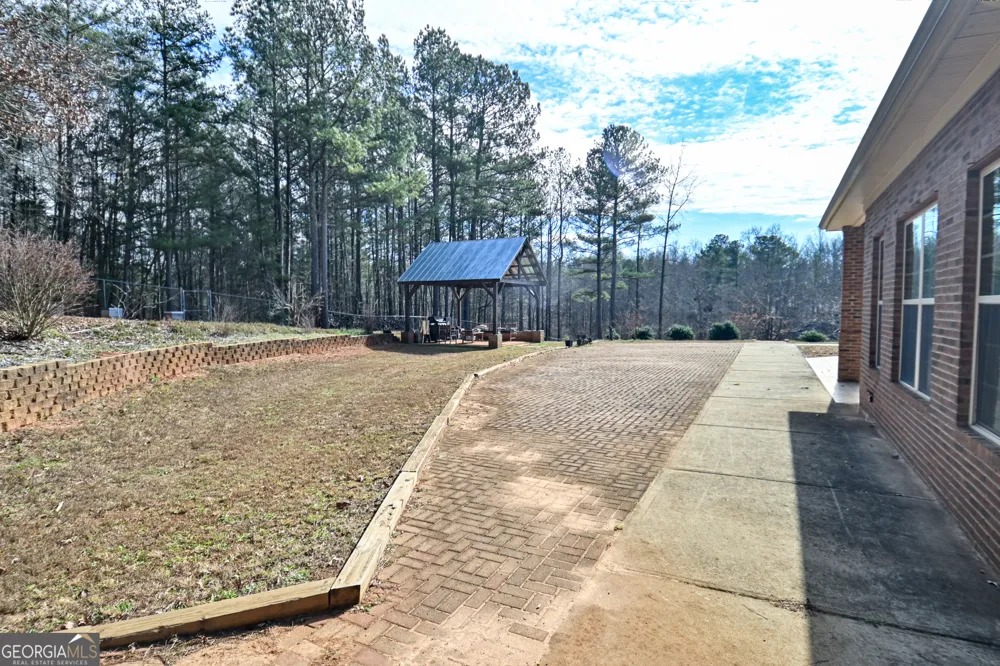 412 Trilium TRL Pendergrass, GA 30567