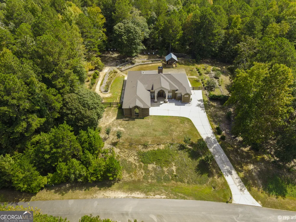 412 Trilium TRL Pendergrass, GA 30567
