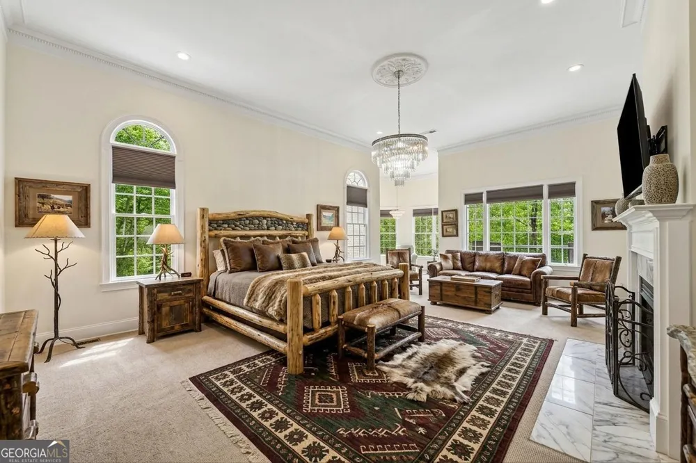 909 High Shoals DR Dahlonega, GA 30533