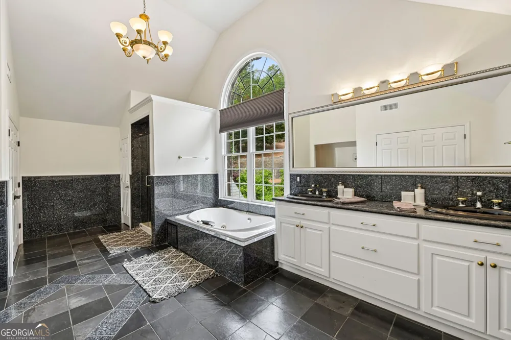 909 High Shoals DR Dahlonega, GA 30533