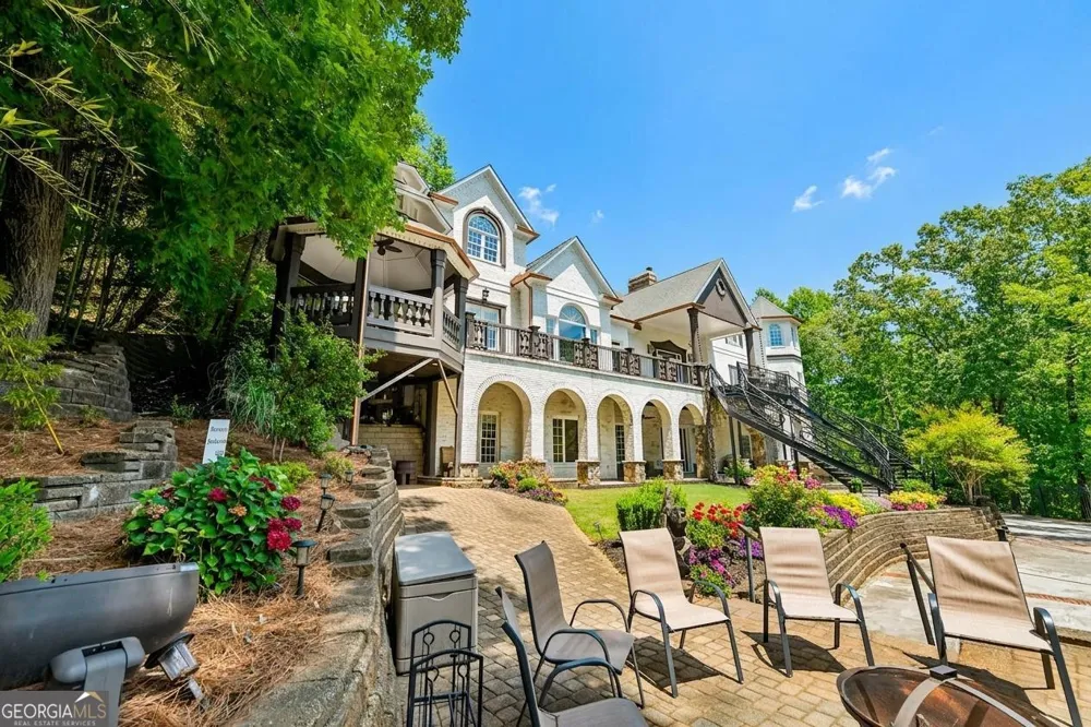 909 High Shoals DR Dahlonega, GA 30533
