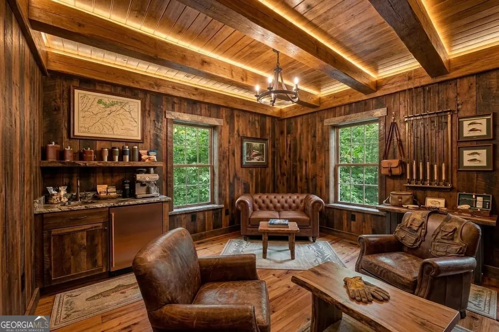 909 High Shoals DR Dahlonega, GA 30533