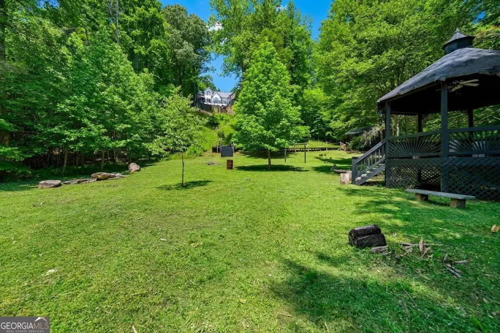 909 High Shoals DR Dahlonega, GA 30533