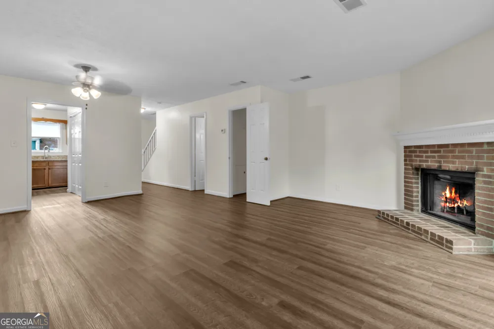 2962 Webb Bridge RD Alpharetta, GA 30009