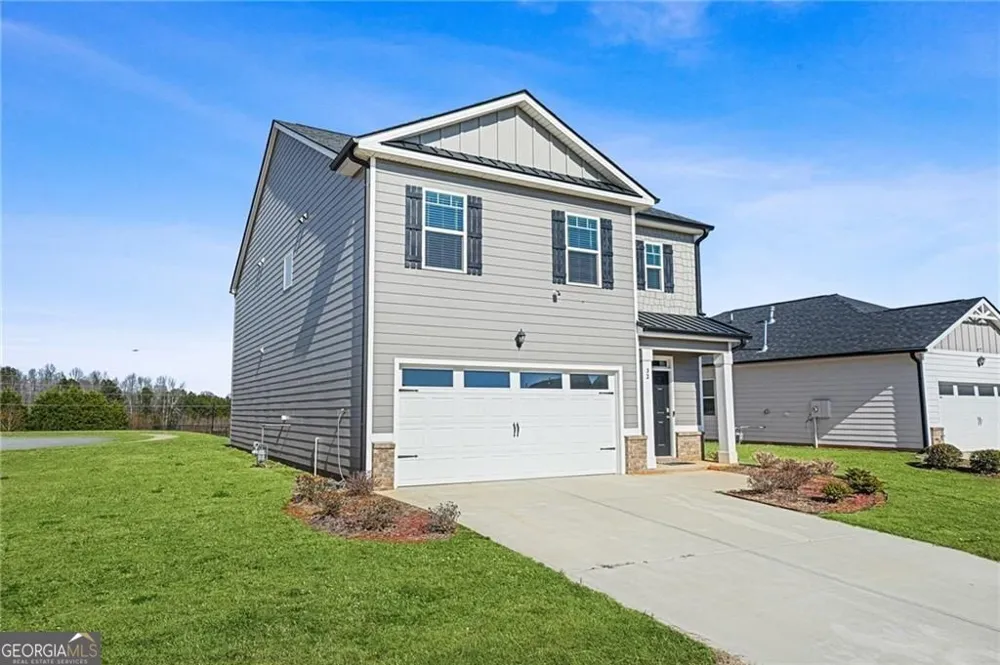 32 Graham Campbell LN Statham, GA 30666