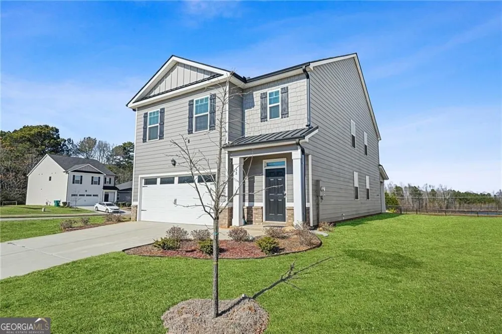 32 Graham Campbell LN Statham, GA 30666