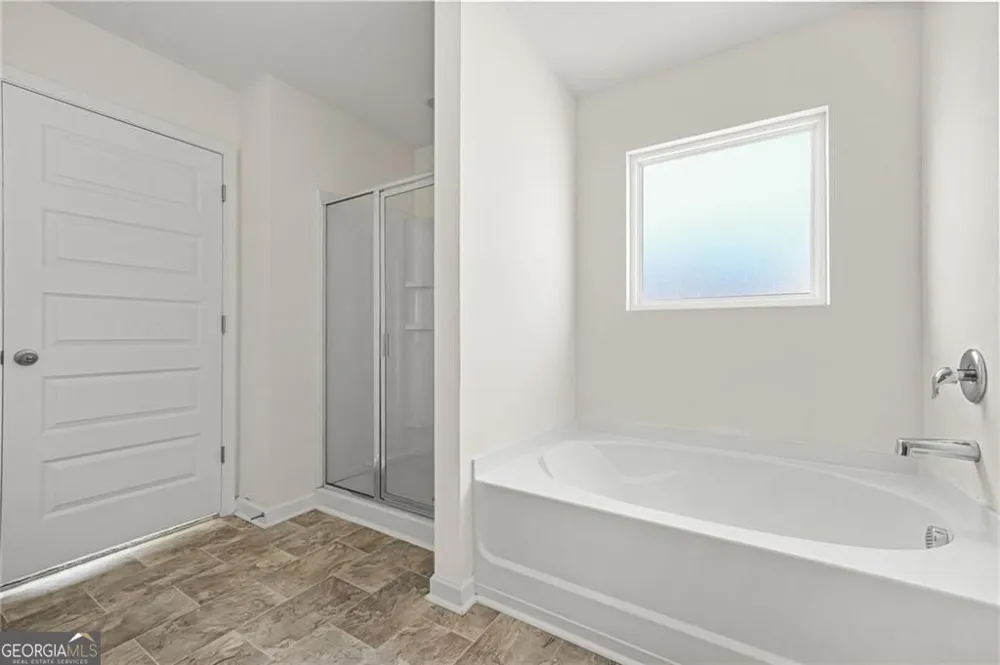 32 Graham Campbell LN Statham, GA 30666