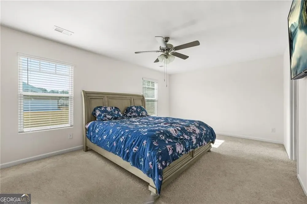 32 Graham Campbell LN Statham, GA 30666