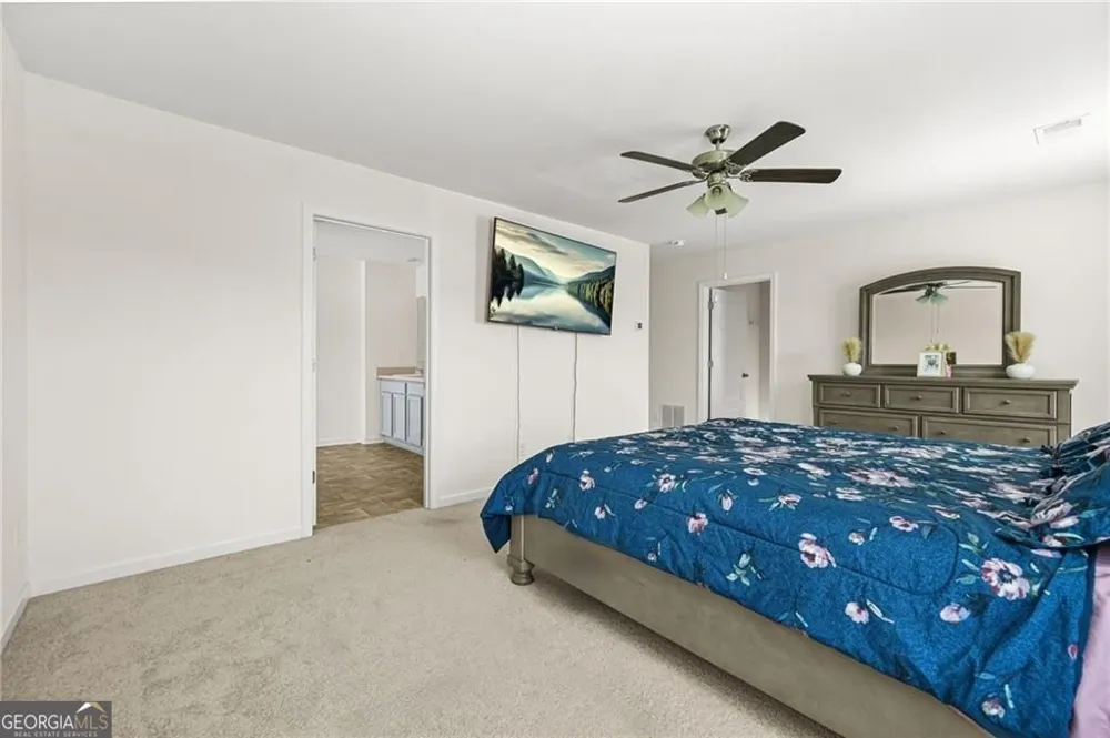 32 Graham Campbell LN Statham, GA 30666