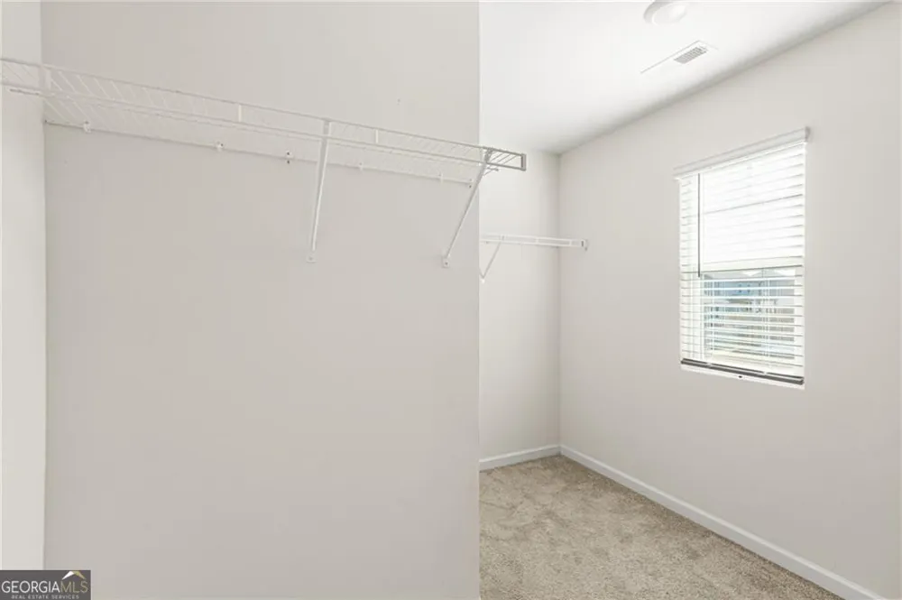 32 Graham Campbell LN Statham, GA 30666
