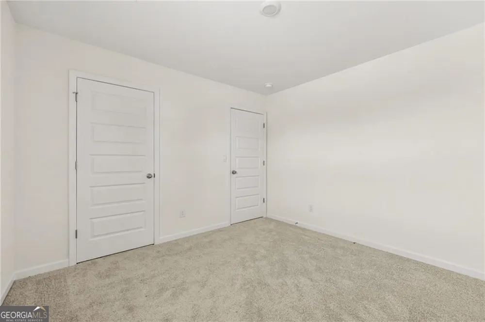 32 Graham Campbell LN Statham, GA 30666
