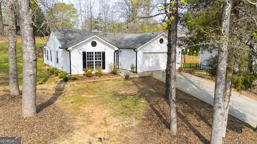 2216 Wagon Wheel TRL Statham, GA 30666