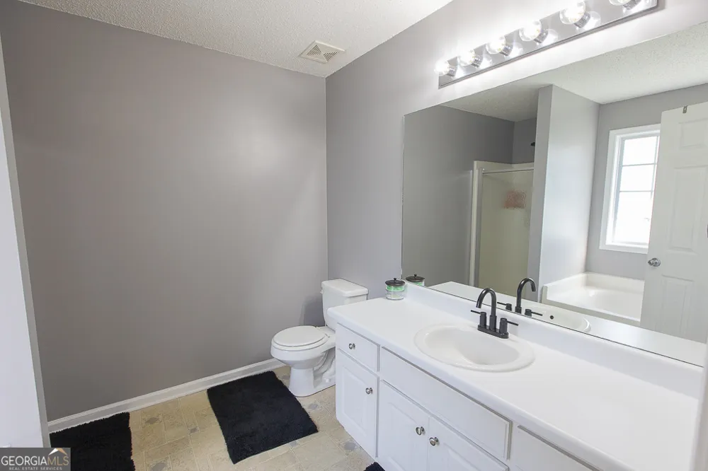 2216 Wagon Wheel TRL Statham, GA 30666