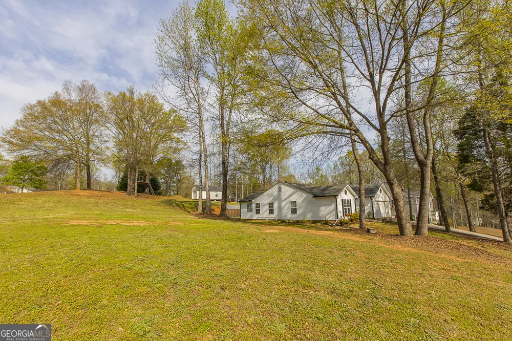 2216 Wagon Wheel TRL Statham, GA 30666