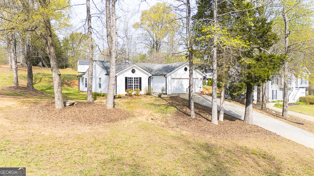 2216 Wagon Wheel TRL Statham, GA 30666