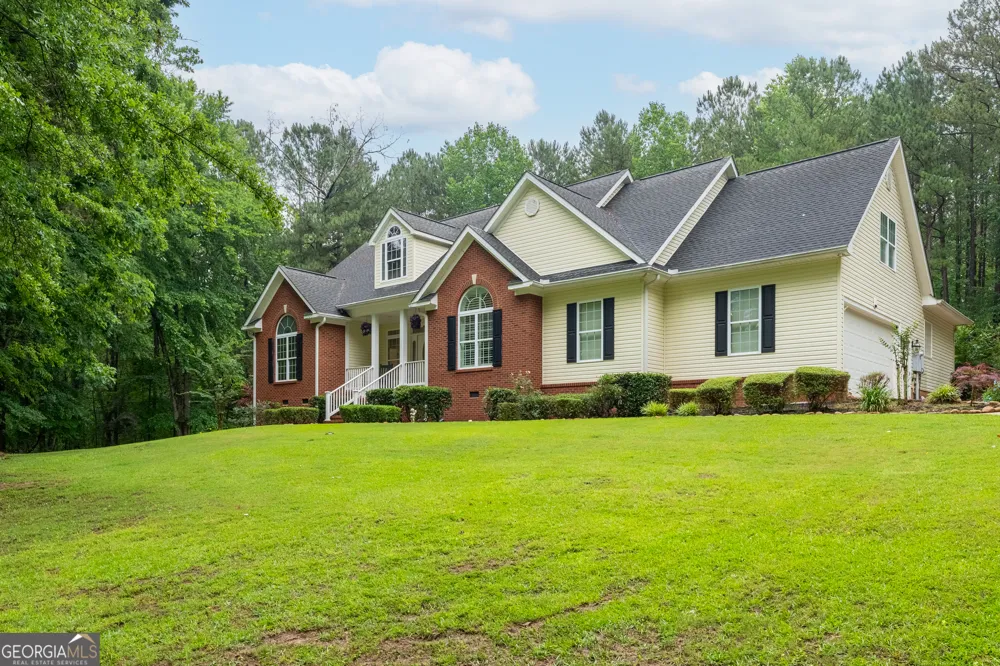 140 Honeysuckle RD NW Milledgeville, GA 31061