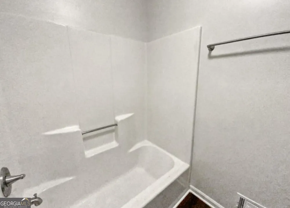690 Kirkus DR SE Conyers, GA 30094