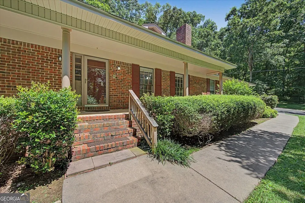 403 S SEQUOYAH CIR NE Calhoun, GA 30701
