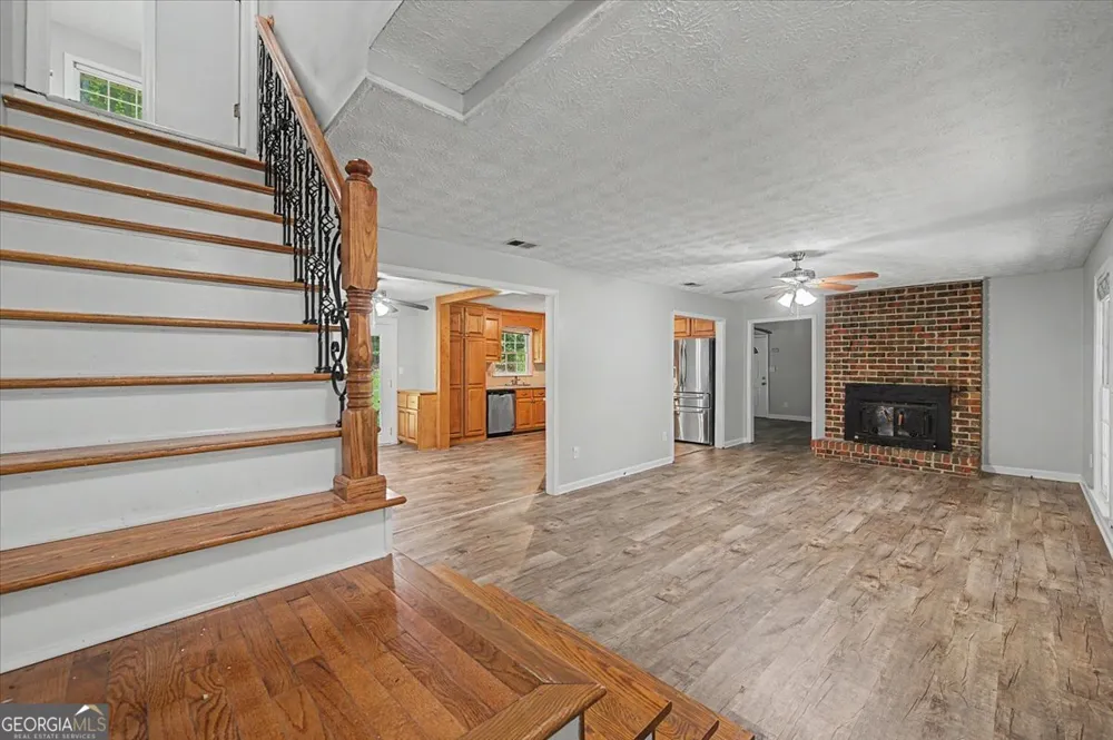403 S SEQUOYAH CIR NE Calhoun, GA 30701