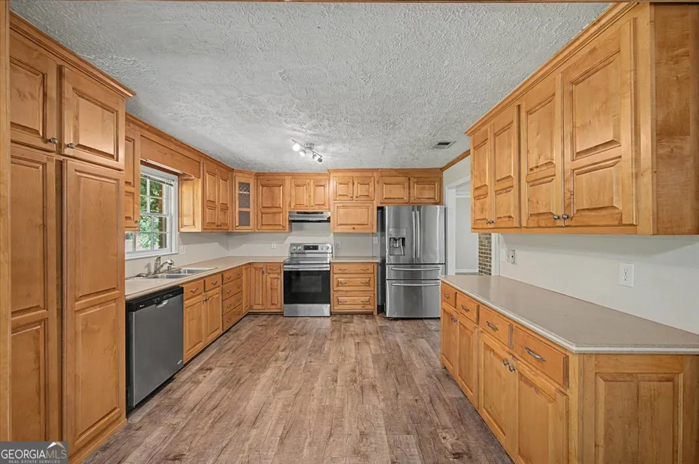 403 S SEQUOYAH CIR NE Calhoun, GA 30701