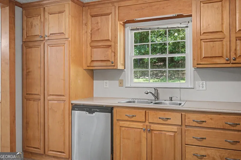 403 S SEQUOYAH CIR NE Calhoun, GA 30701