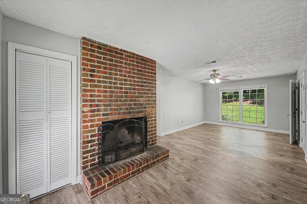 403 S SEQUOYAH CIR NE Calhoun, GA 30701