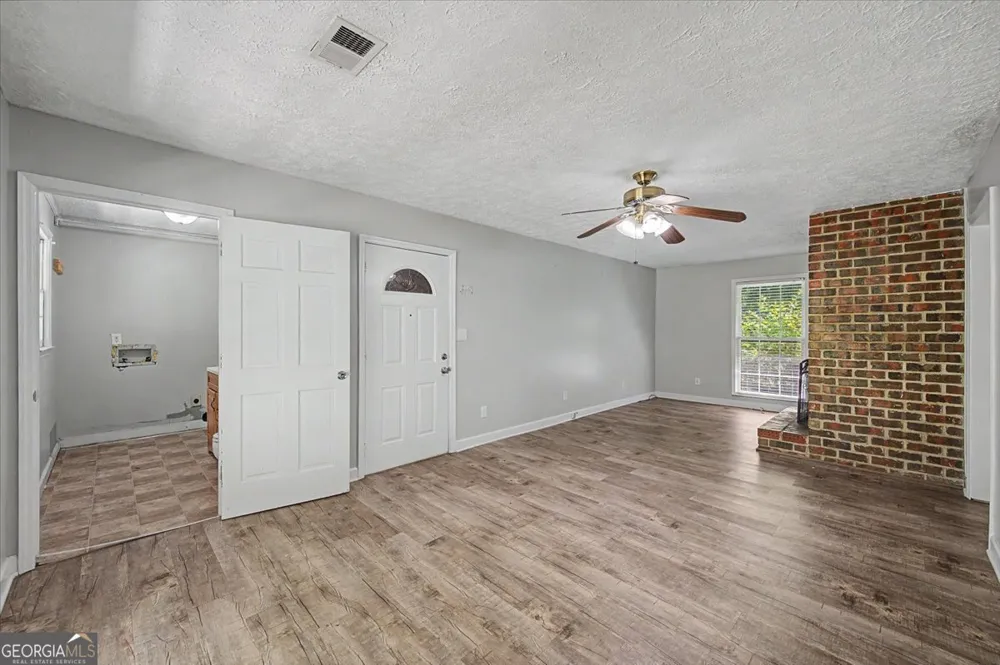 403 S SEQUOYAH CIR NE Calhoun, GA 30701