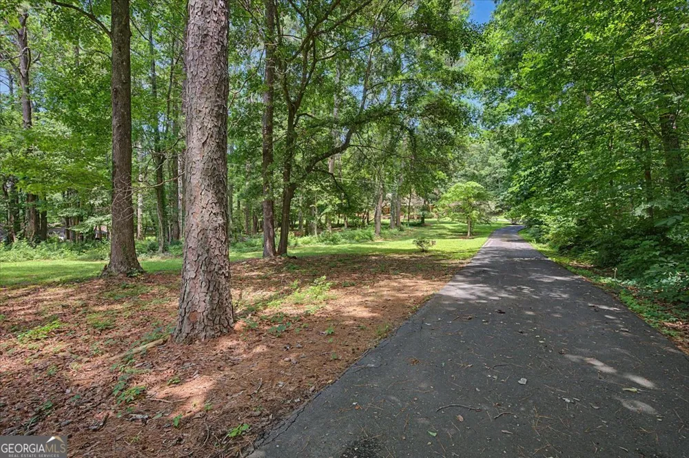 403 S SEQUOYAH CIR NE Calhoun, GA 30701