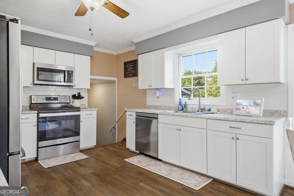 43 Ridgeview DR SE Silver Creek, GA 30173
