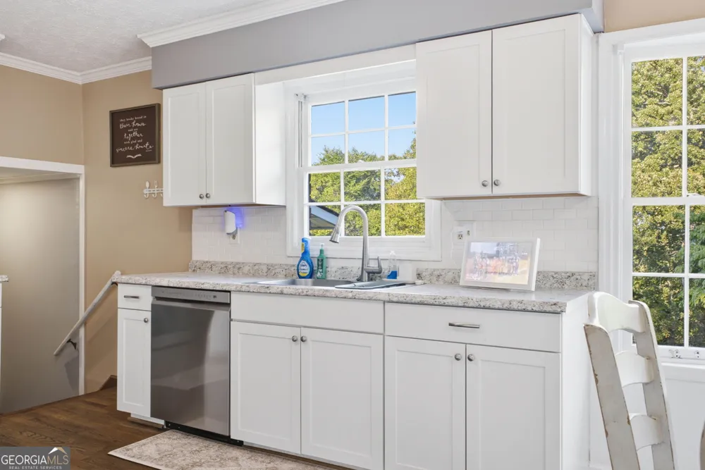 43 Ridgeview DR SE Silver Creek, GA 30173