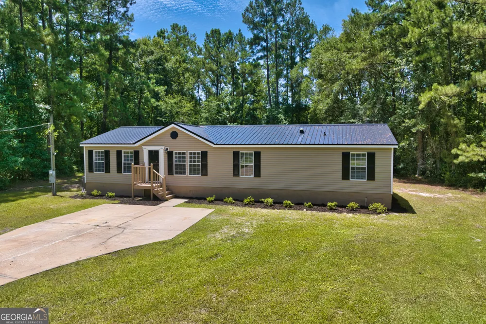 115 Melvin LN Kingsland, GA 31548