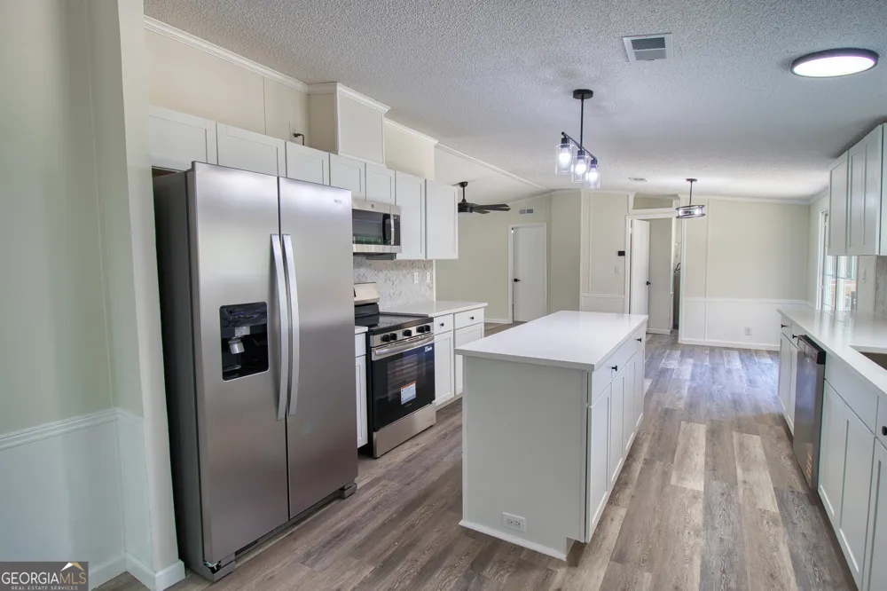 115 Melvin LN Kingsland, GA 31548