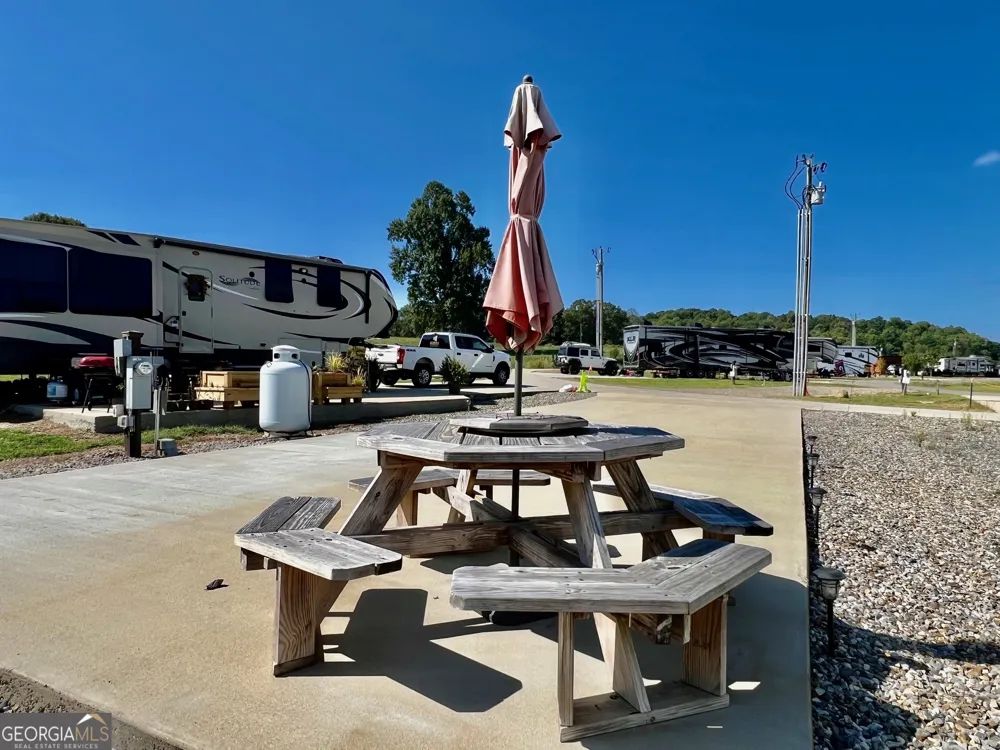 136 Mountain Meadows CIR Morganton, GA 30560