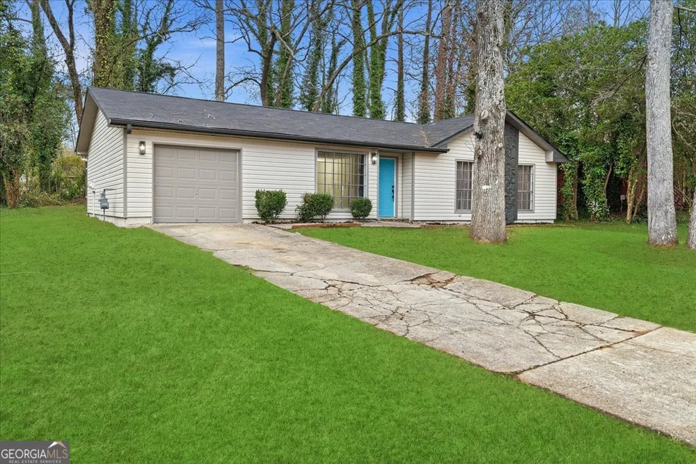 8185 Englewood TRL Riverdale, GA 30274