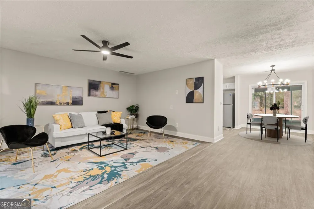 8185 Englewood TRL Riverdale, GA 30274
