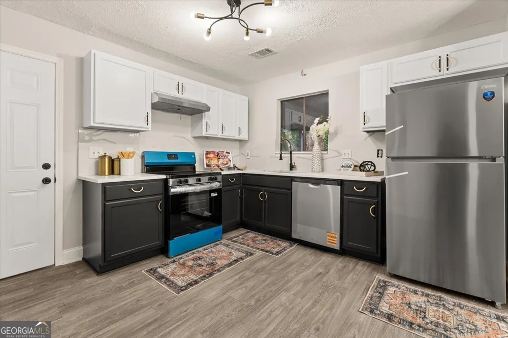 8185 Englewood TRL Riverdale, GA 30274