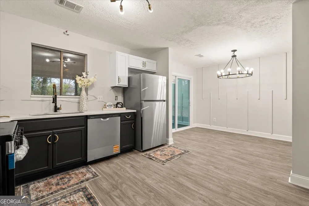 8185 Englewood TRL Riverdale, GA 30274