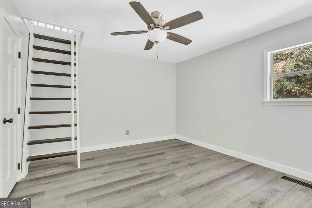 357 Johns WAY Talking Rock, GA 30175