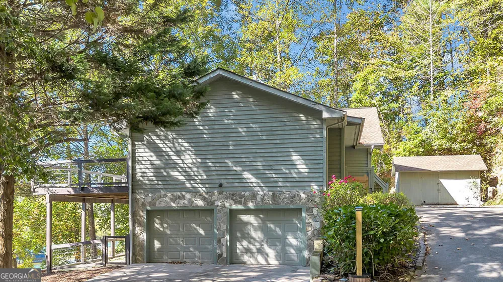 357 Johns WAY Talking Rock, GA 30175