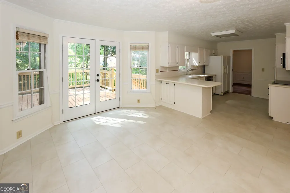 4128 Mayflower CT SW Lilburn, GA 30047