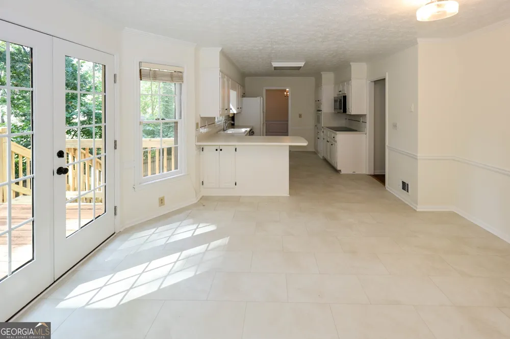 4128 Mayflower CT SW Lilburn, GA 30047