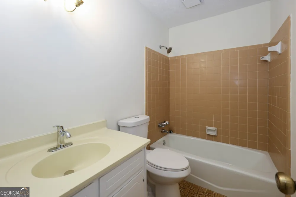 4128 Mayflower CT SW Lilburn, GA 30047