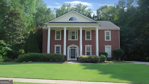 102 Westmont WAY